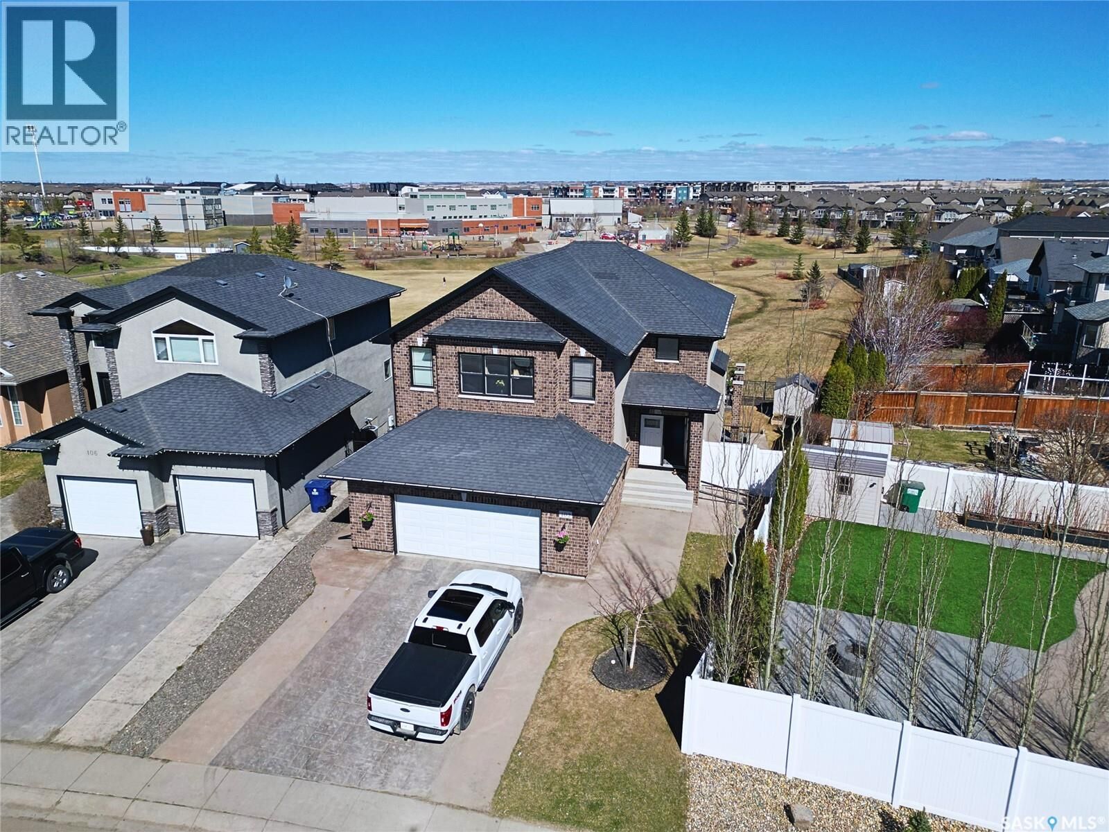 Property Photo:  102 Thode Avenue  SK S7W 1A1 