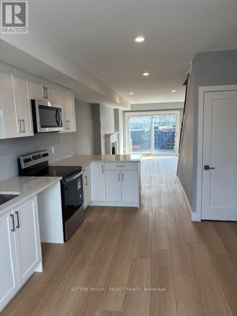 Property Photo:  1183 Oxford Street West  ON N6H 1V6 