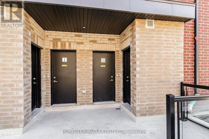 Property Photo:  3415 Ridgeway Drive 16  ON L5L 0B9 