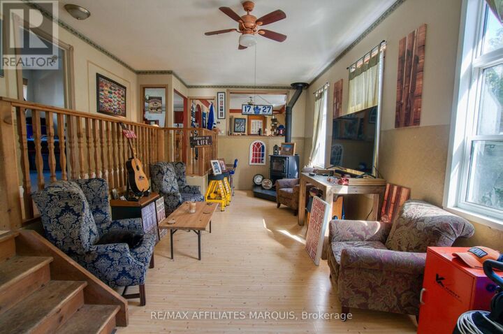 Property Photo:  641 Harper Road  ON K7H 3C9 