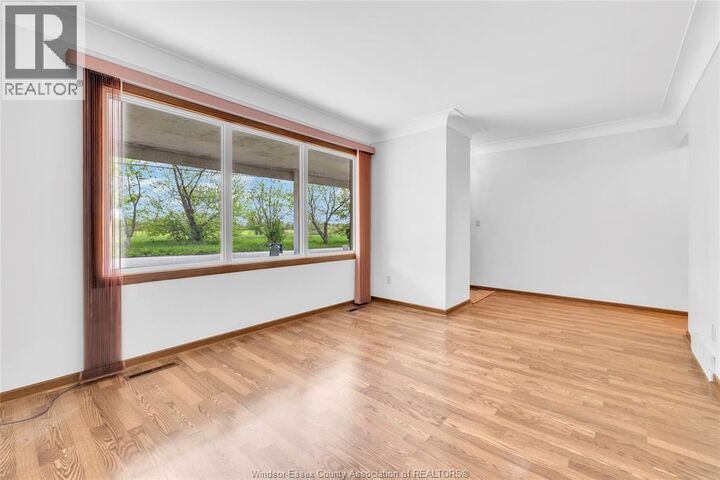 Property Photo:  4650-4666 Caboto Drive  ON N9H 0H2 