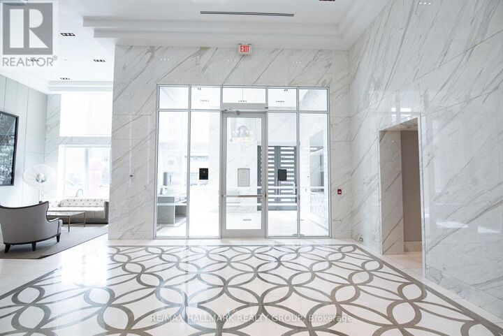 Property Photo:  111 Champagne Avenue 502  ON K1S 5V3 