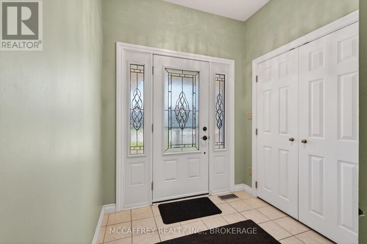Property Photo:  508 Farnham Court  ON K7M 8Y1 