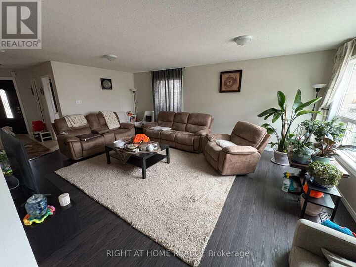 Property Photo:  176 Starwood Drive  ON N1E 7G3 