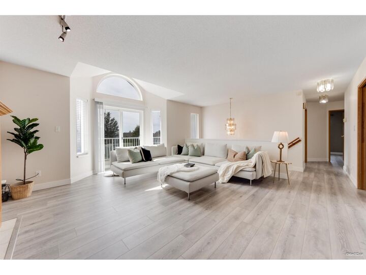 Property Photo:  34631 Baldwin Road  BC V2S 7H9 
