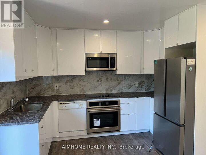 Property Photo:  60 Pomander Road  ON L3R 1X7 