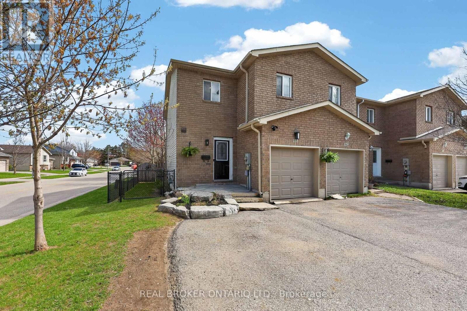 Property Photo:  131 James Street East  ON L3V 1L7 