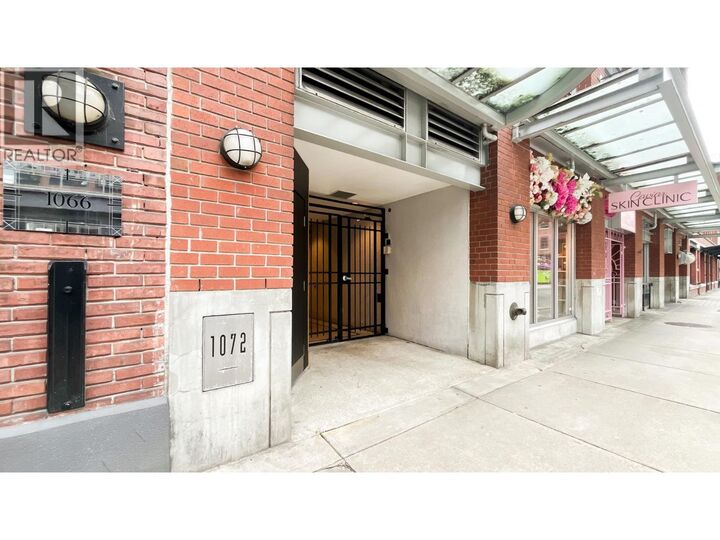 Property Photo:  1072 Hamilton Street 306  BC V6B 2R9 