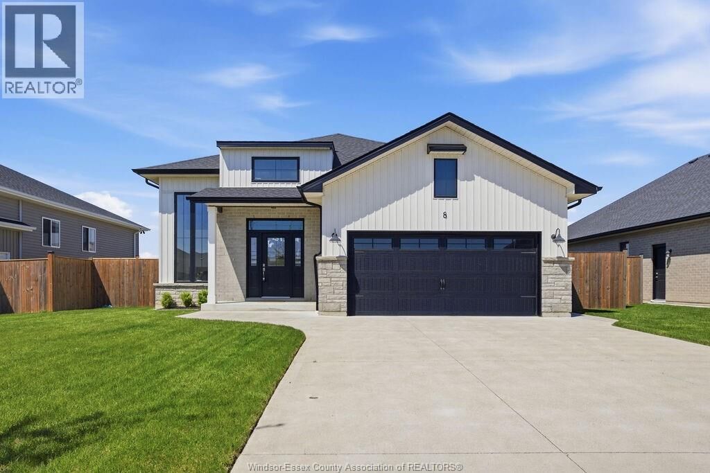 Property Photo:  8 Lundy Street  ON N9V 0G5 