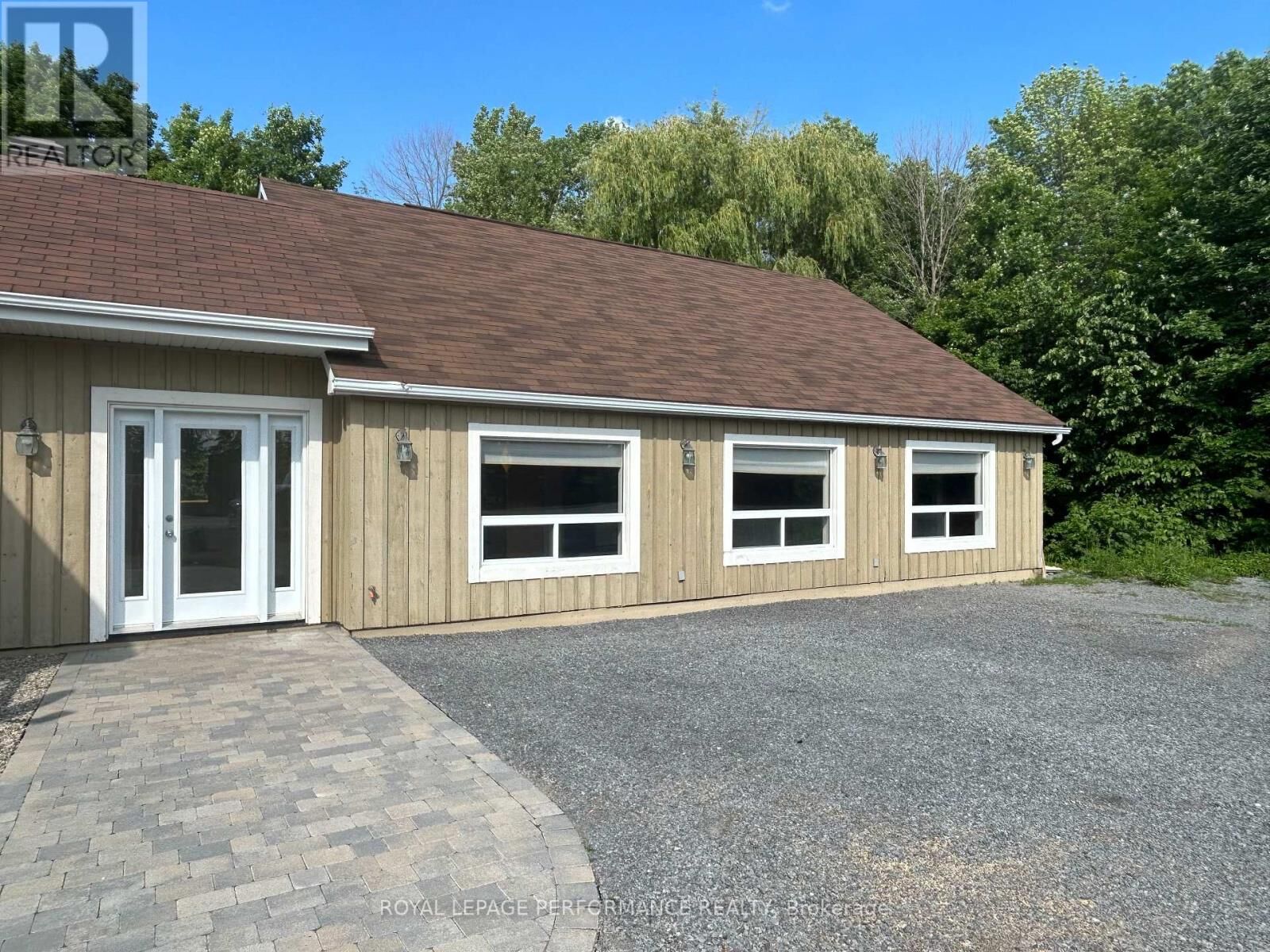 Property Photo:  2487 Huntley Road B  ON K2S 1B8 