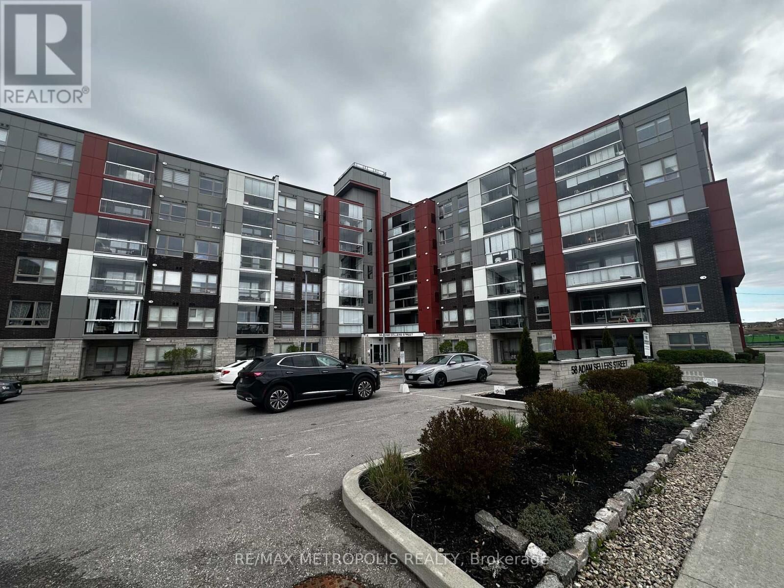 Property Photo:  58 Adam Sellers Street 301  ON L6B 1P5 