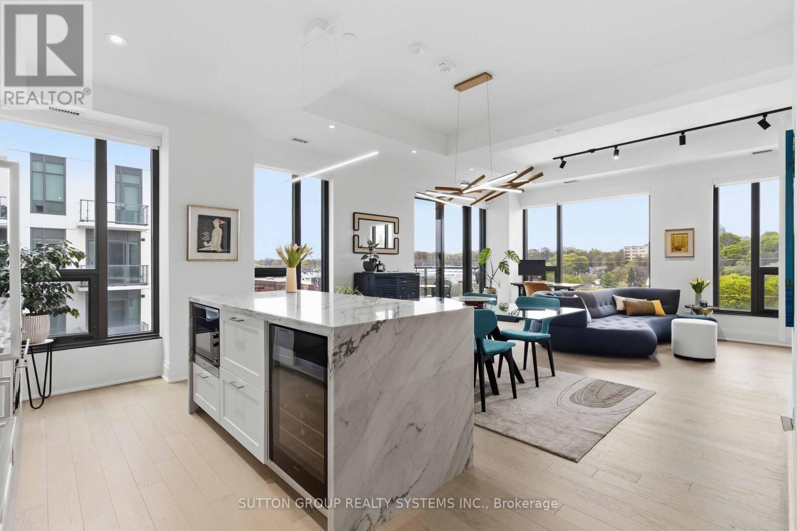 Property Photo:  280 Howland Avenue Gph26  ON M5R 0C3 