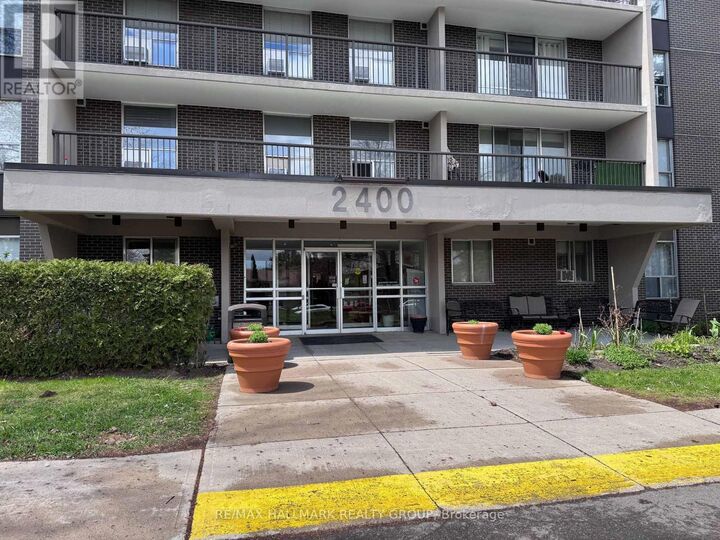 Property Photo:  2400 Virginia Drive 510  ON K1H 8L3 