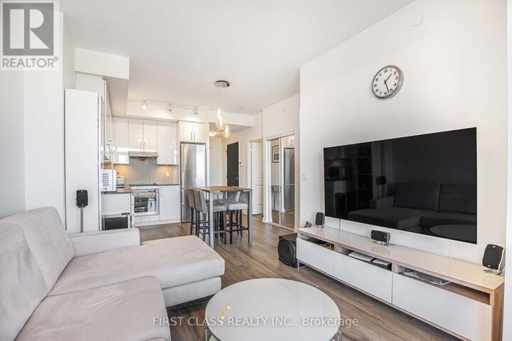 Property Photo:  50 Ann O'Reilly Road 1312  ON M2J 0C9 