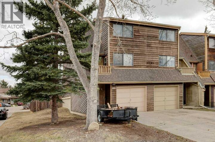 Property Photo:  1420 Ranchlands Road Northwest  AB T3G 1M9 