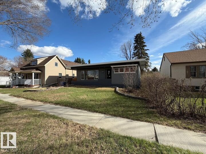Property Photo:  5003 46 Av  AB T9A 0H4 