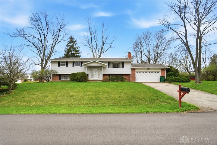Property Photo:  2761 La Cresta Drive  OH 45431 
