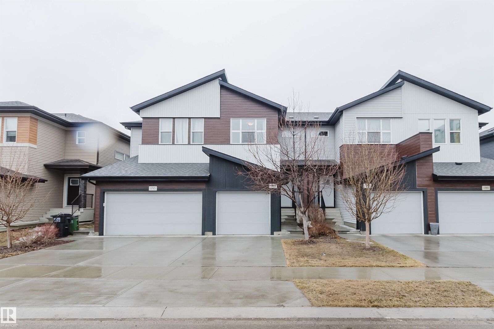 Property Photo:  1793 Keene Crescent SW  AB T6W 3W3 