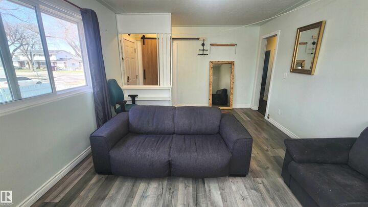 Property Photo:  12139 81 Street NW  AB T5B 2S9 