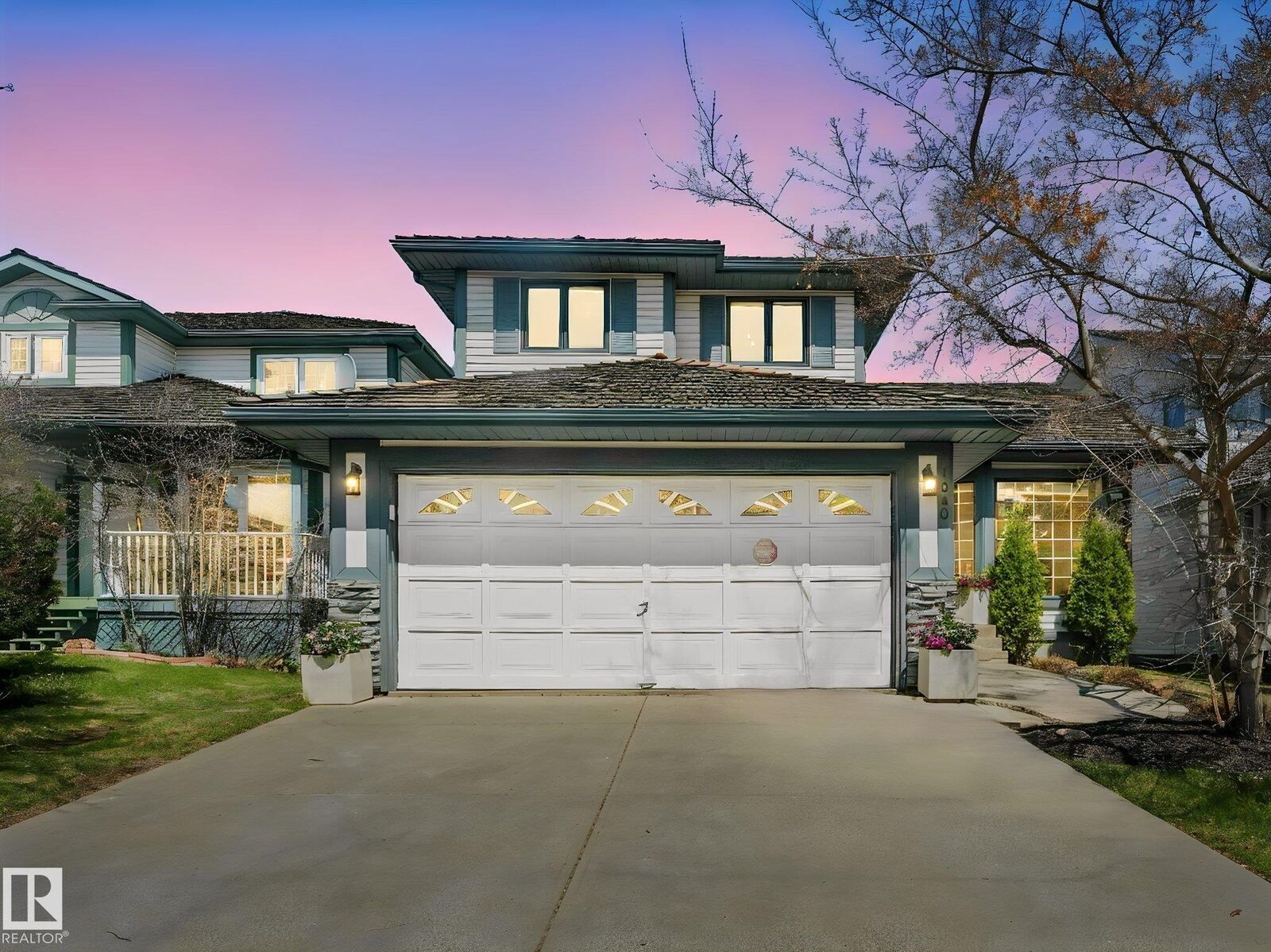 Property Photo:  1060 Wedgewood Boulevard NW  AB T6M 2L6 