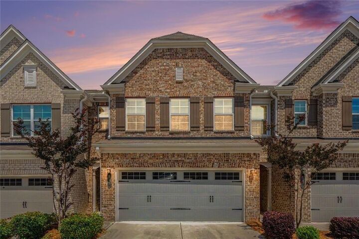 Property Photo:  515 Elm Bluff Way  GA 30043 