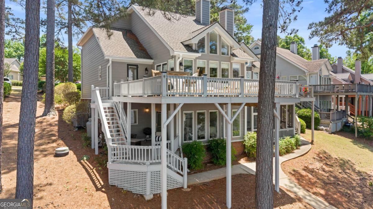 Property Photo: 1641 Vintage Club Drive GA 30642
