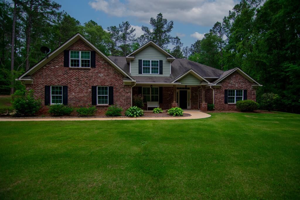 Property Photo: 3337 Lower Blue Springs Road GA 31811