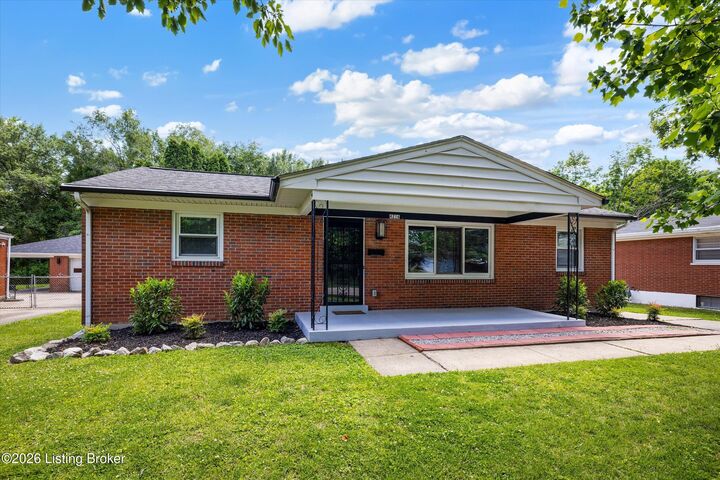 Property Photo:  4216 Lynnbrook Dr  KY 40220 