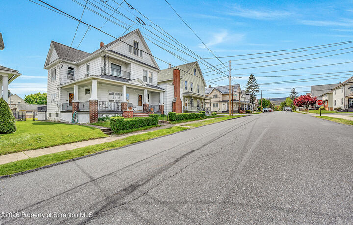 Property Photo:  1445 Bulwer Street  PA 18504 