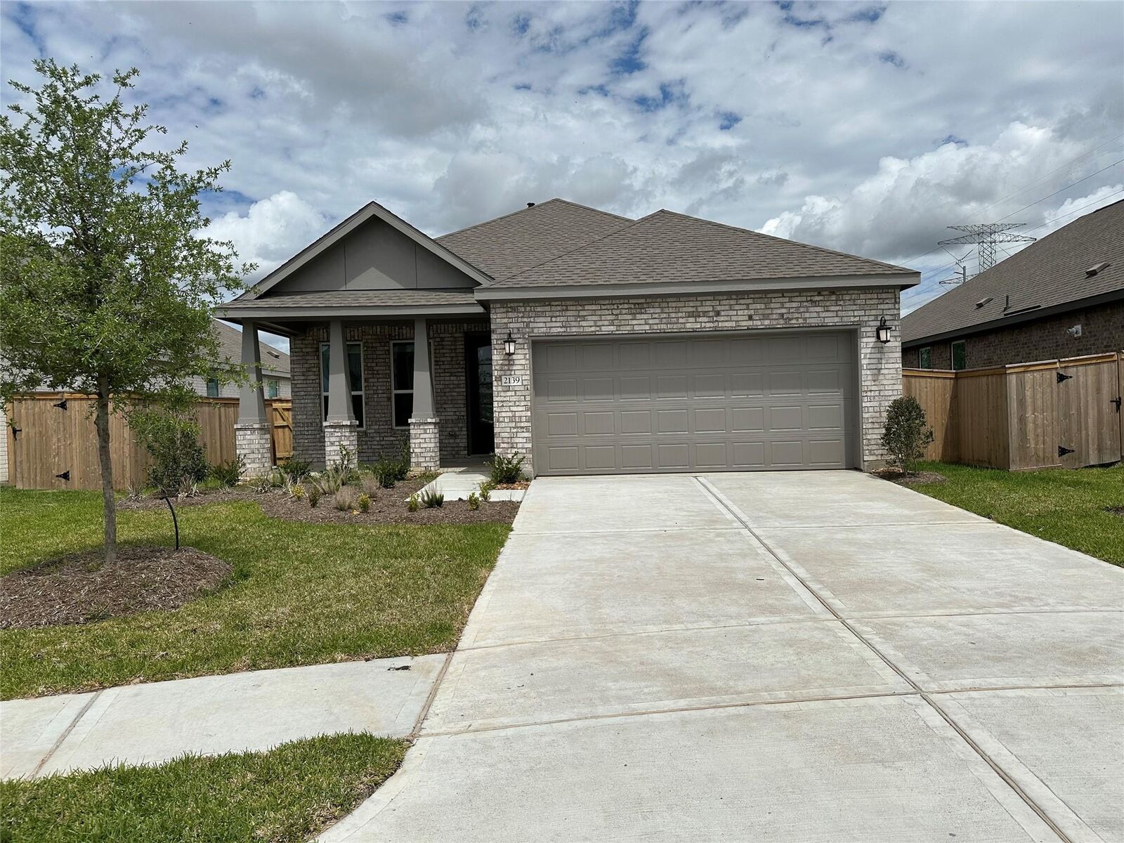 Property Photo: 2139 Mosaic Valley Court TX 77515