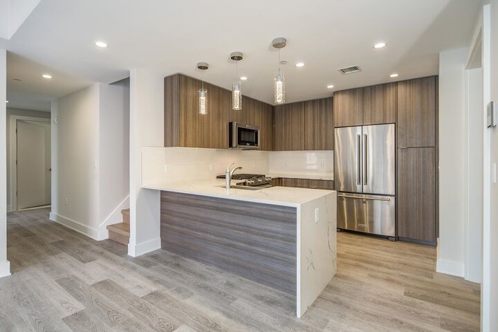 Property Photo:  527 Monroe St 3R  NJ 07030 
