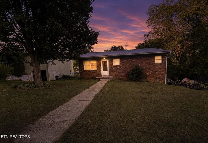 Property Photo: 1108 Leconte Rd TN 37914