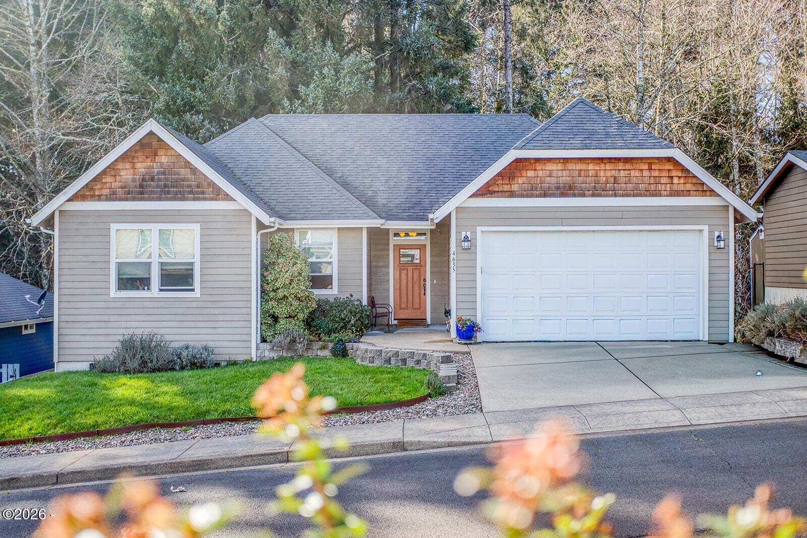 Property Photo:  4635 NE Tide Avenue  OR 97367 