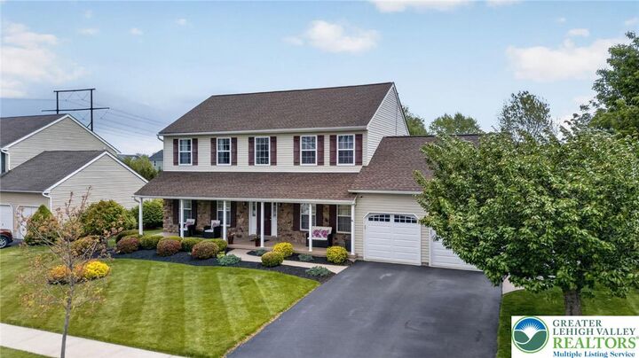 Property Photo:  9580 Sleepy Hollow Lane  PA 18031 