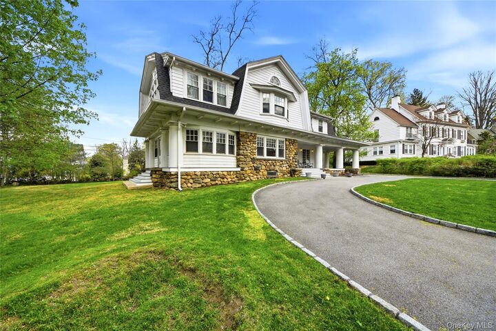 Property Photo:  127 Overlook Circle  NY 10804 