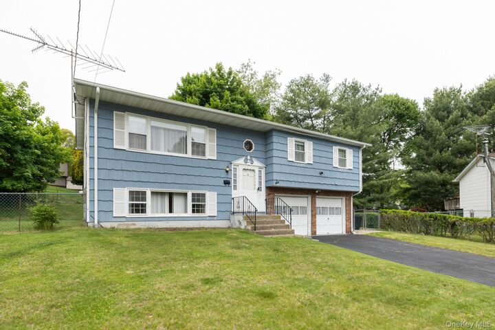 Property Photo:  6 Wexler Court  NY 10923 
