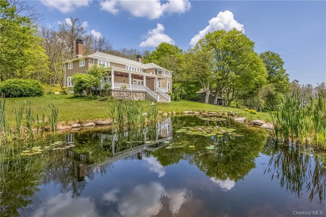 Property Photo:  220 Vista Maria Road  NY 12420 