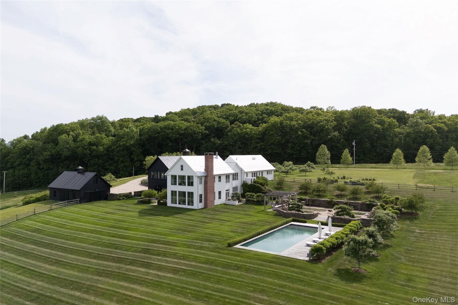 Property Photo: 506 Silvernails Road NY 12567