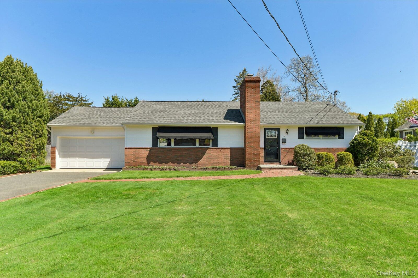 Property Photo:  39 Shebar Drive  NY 11751 