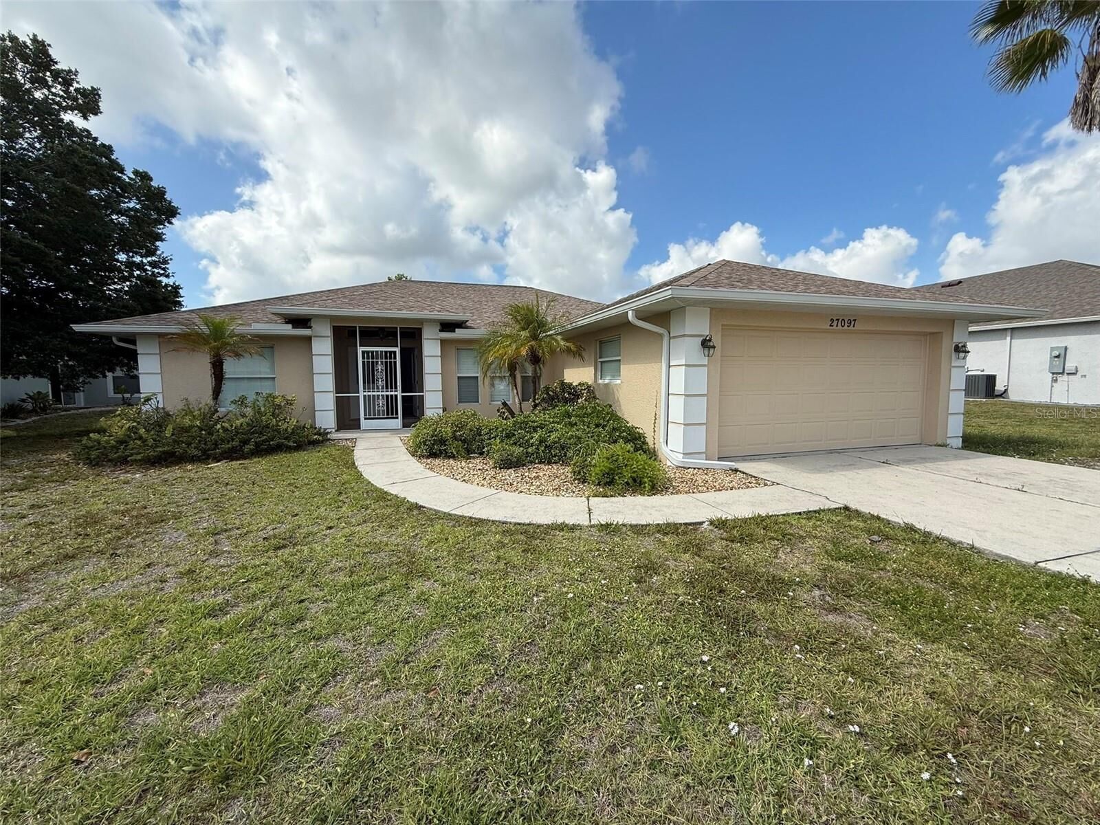 Property Photo:  27097 Paratins Dr  FL 33983 