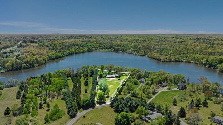 Property Photo:  3450 Snow Farm Lane  MI 49010 