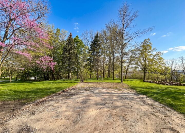 Property Photo:  117 N Weaver Avenue  MI 49412 