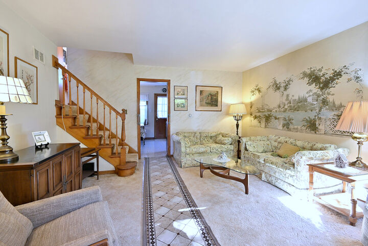 Property Photo:  2546 West Street  IL 60171 