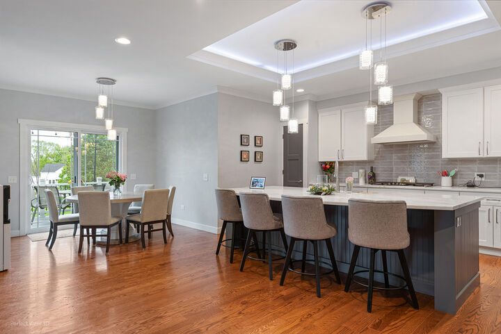 Property Photo:  
