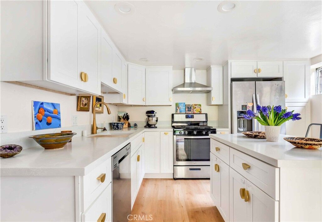 Property Photo:  1553 Arroyo Drive  CA 92651 