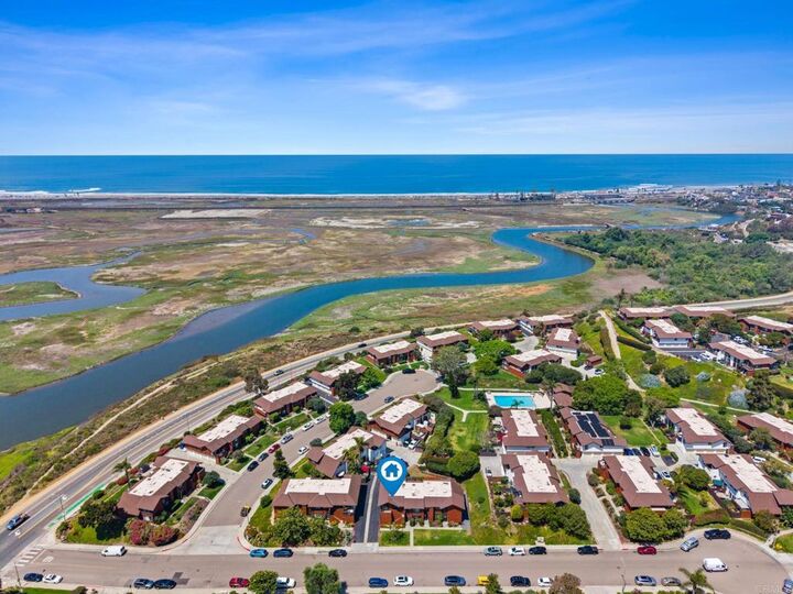 Property Photo:  2552 Ocean Cove Drive  CA 92007 