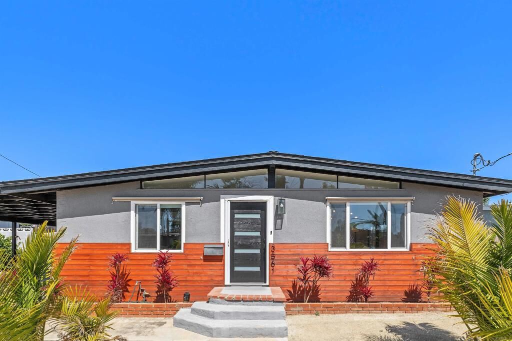 Property Photo:  3561 Tomahawk Lane  CA 92117 