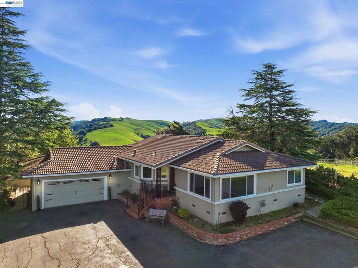Property Photo:  26446 Fairview  CA 94542 