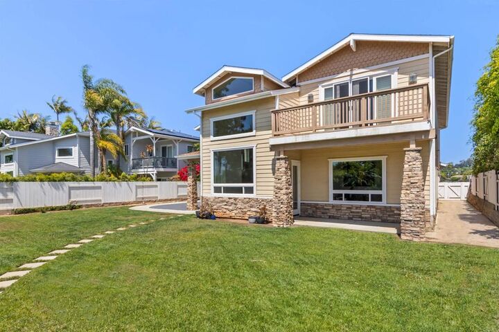 Property Photo:  1546 Oak Ave  CA 92008 