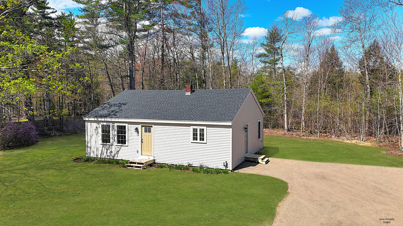 Property Photo:  469 High Street  ME 03906 